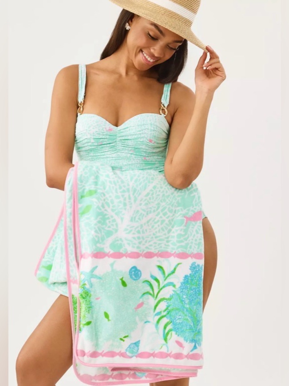🩷🩵LILLY PULITZER Beach Lounger Towel Color: Mint Condition Fantastical - Picture 5 of 5